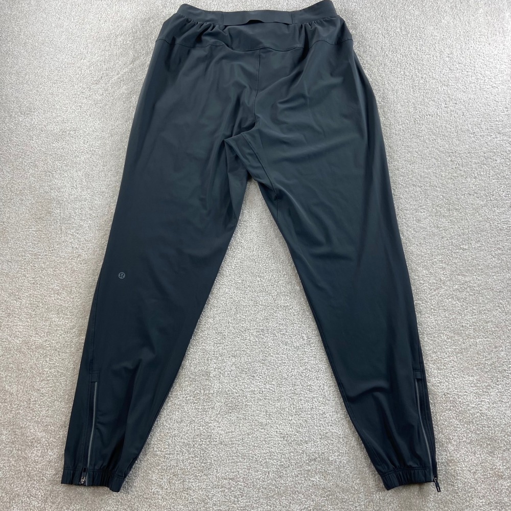Lululemon Surge Jogger Mens M Gray Tapered Zip Cuff Running Pants LM5956S
